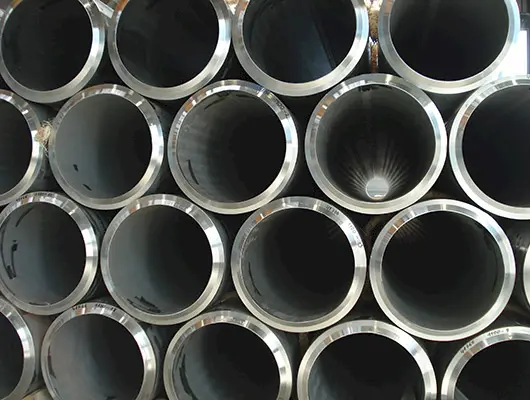 Pipes for cryogenic applications